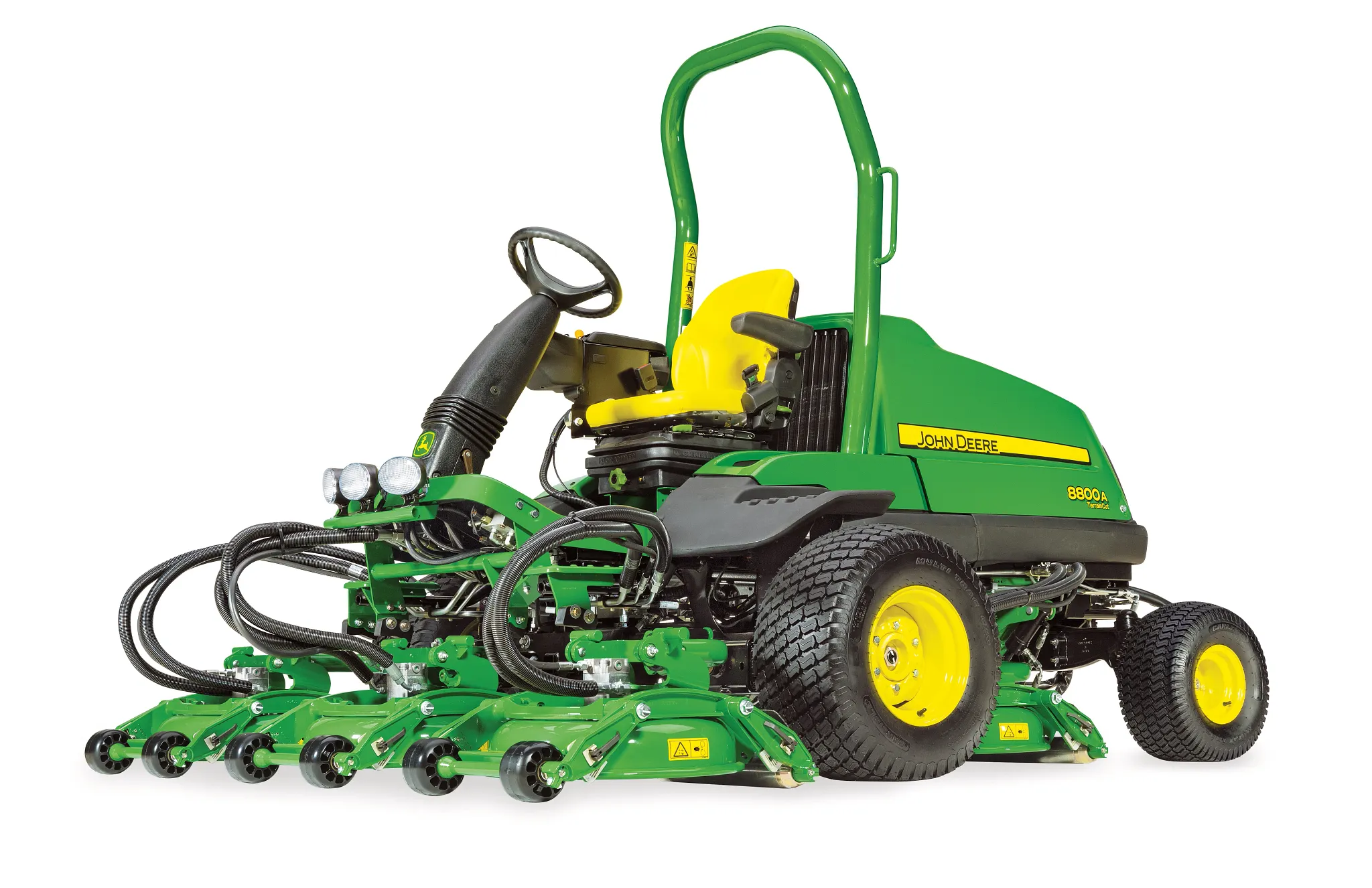 Χορτοκοπτικός εξοπλισμός με κάθισμα Turbo TerrainCut 8800Α - Μπροστινή αριστερή όψη