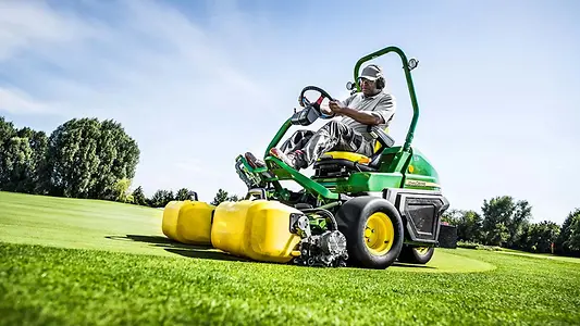 Χλοοκοπτικό ακριβείας γκολφ John Deere