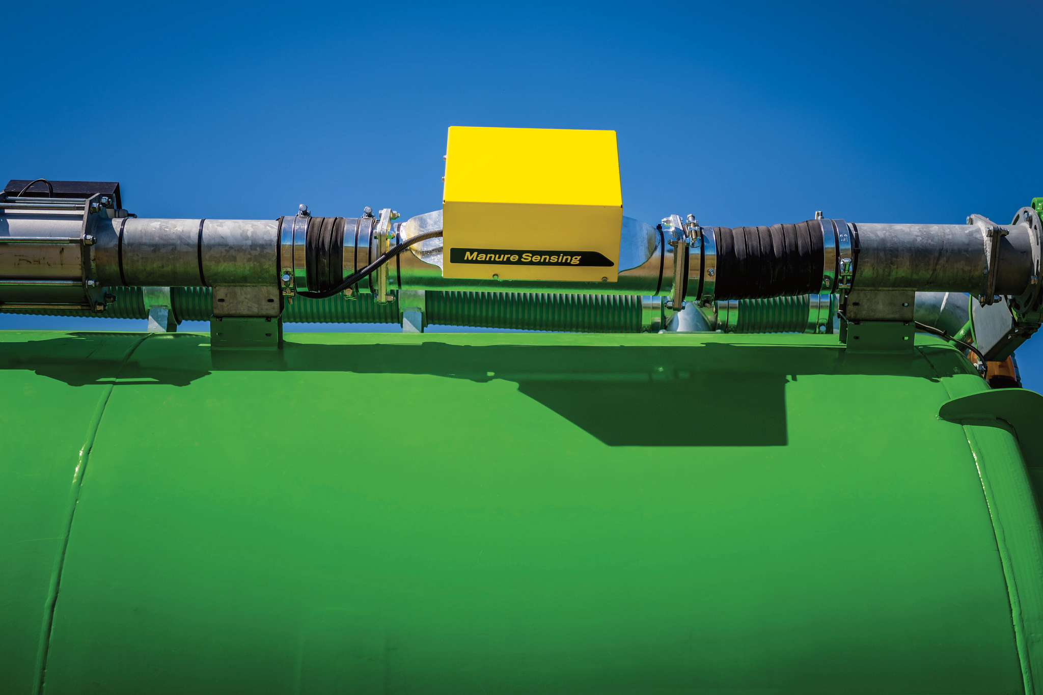 Αγρός, Γεωργία ακριβείας, John Deere Η ανίχνευση κοπριάς της John Deere σας επιτρέπει να εφαρμόζετε N, P, K με ακρίβεια, με βάση το θρεπτικό συστατικό και τα ποσοστά ορίου σε kg/ha.