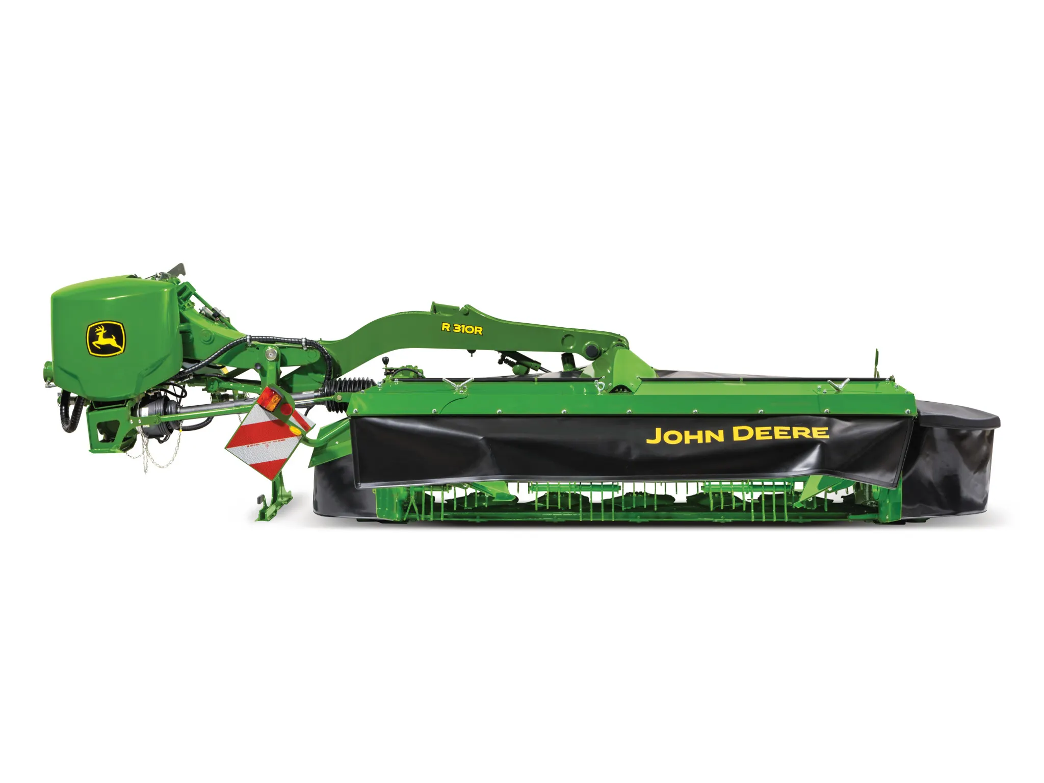 Το πίσω χορτοκοπτικό John Deere R310R είναι τοποθετημένο στο πλάι με τη ράβδο κοπής και τις προστατευτικές φούστες ορατές σε λευκό φόντο.
